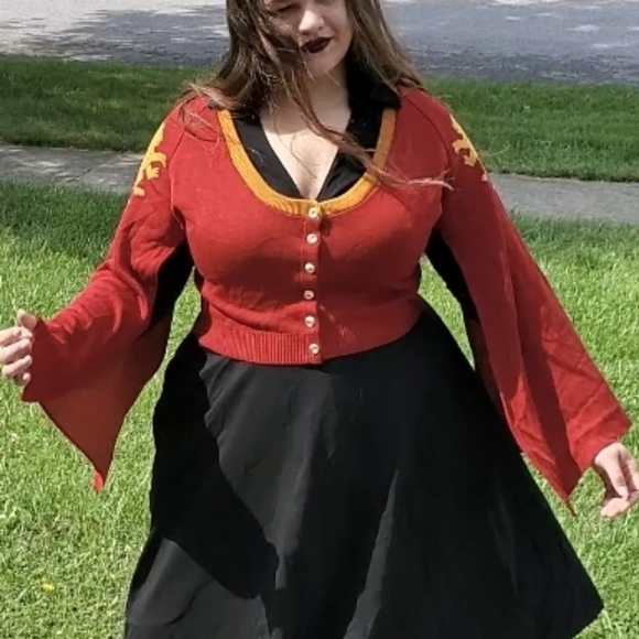 Elhoffer Design Retired Lion long Cape Sleeve Cropped Cardigan - Picture 12 of 14